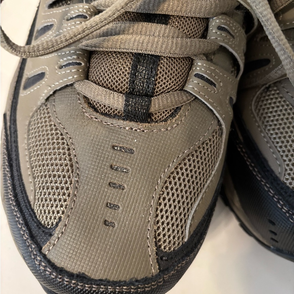 Skechers Men’s Olive Green and Black Athletic Walking Shoes - Picture 11 of 12